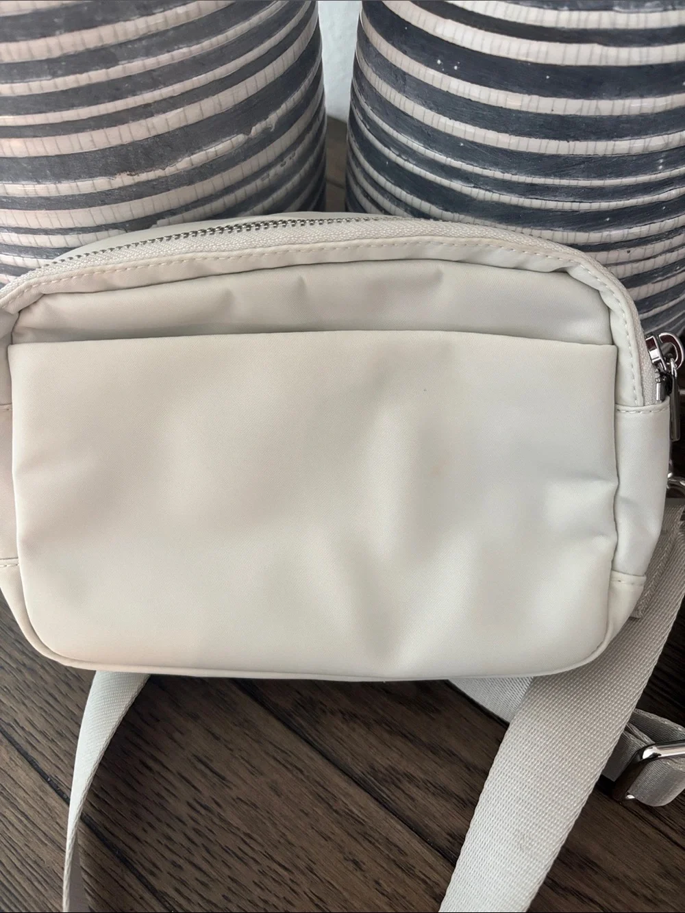 lululemon athletica Bone/Silver Everywhere Crossbody Bag - Metal Hardware - Picture 3 of 6